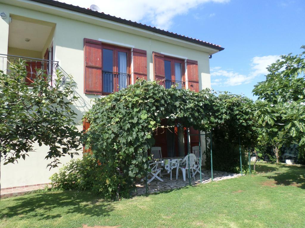 Apartment Jana Štinjan Стая снимка